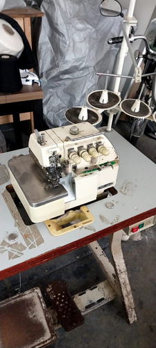 Overlock 5 Hilos (Usado)