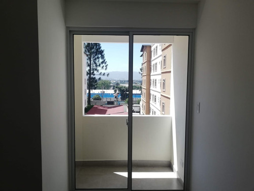 Imagen 6 de 10 de Rento Apto Z.11 Santa Maria Las Charcas Ref.5928 *50 Mts, 2 Hab, 1 Baño, 1 Parqueo, Q4000*