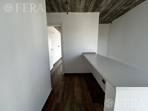 Venta Casa 4 Ambientes Con Cochera Y Piscina En Hudson