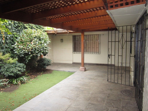 Excelente Casa En Venta De 4 Dorm. En Sector Alto Las Condes