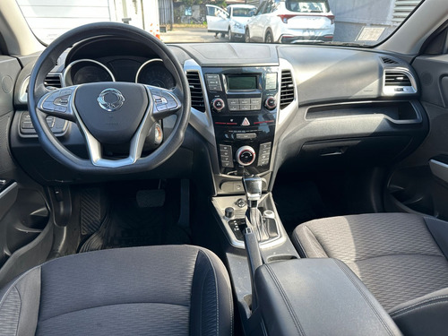 SsangYong Tivoli 1.6 4x2 At Full Tv1111