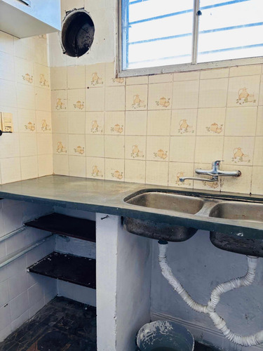 Linda Casa Luminosa De 4 Dormitorios Azotea Y Parrillero