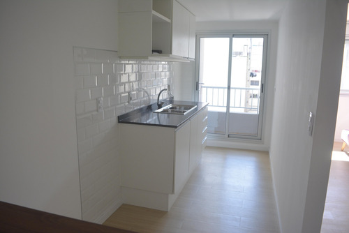 Imagen 6 de 10 de Apartamento - Centro (montevideo)