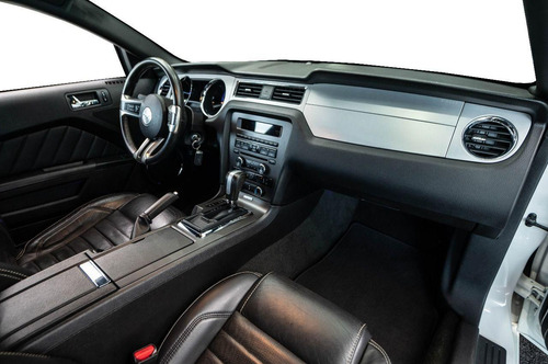 Ford Mustang V6