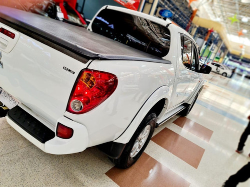 Mitsubishi L200 Triton 2.4 HLS 4X2 CD 16V