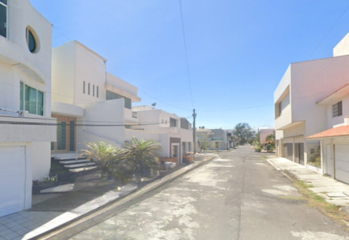 Casa En Venta C. Cherna Costa De Oro Veracruz/ Recuperacion Bancaria Laab2