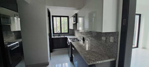 Imagen 3 de 30 de Vendo Apa. En La Mejor Zona De Bella Vista.147 Mts2