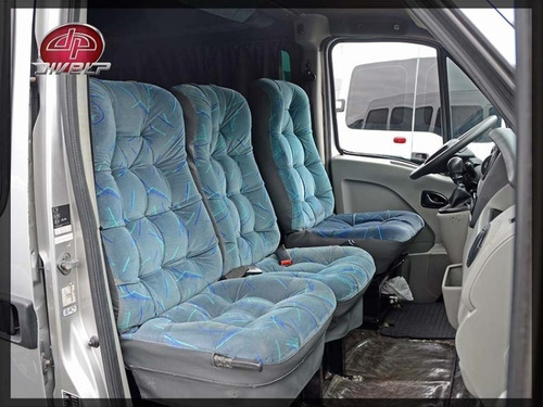 Imagem 12 de 15 de Renault Master 2.5 Passageiro Minibus L3h2 18l