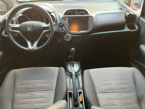 Imagem 8 de 10 de Honda Fit 2014 - 1.4