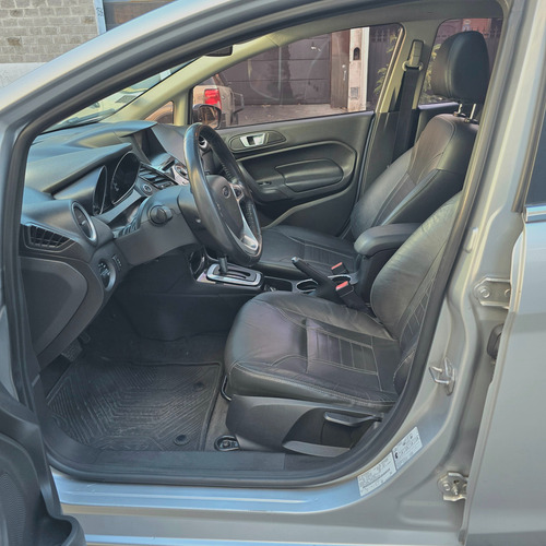 Ford Fiesta Kinetic 1.6 Titanium Powershift 120cv