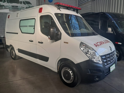Imagem 4 de 6 de Ambulância Renault Máster