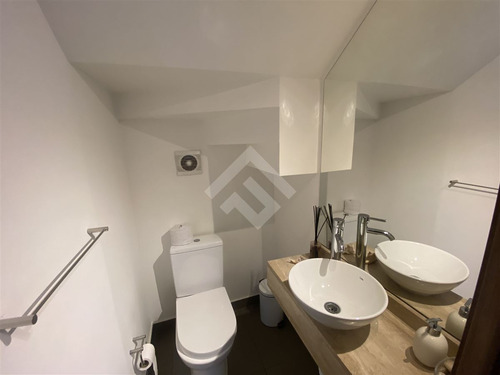 Excelente, Casa En Venta De 3 Dorm Y Serv. Chamisero, Colina