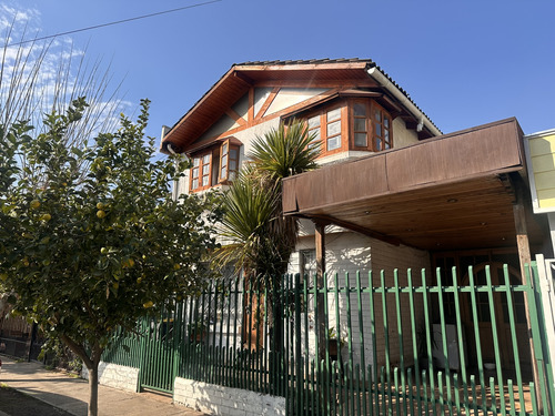 Se Vende Hermosa Casa A Pasos De Mall Arauco Maipú