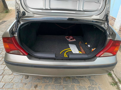 Ford Focus Sedan 2007 2.0 Ghia 4p