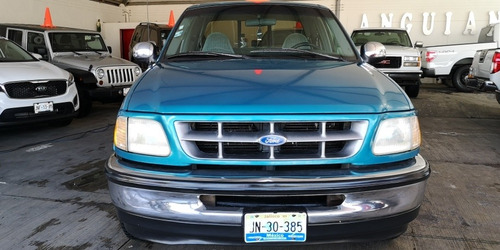 Ford F-150 Xlt V6 Cab Y Media