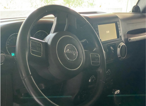 Imagen 6 de 10 de Jeep Wrangler Unlimited Sahara 4x4