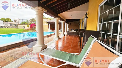 Renta De Casa En Burgos, Temixco, Morelosclave 4766