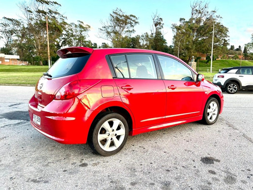 Nissan Tiida Full