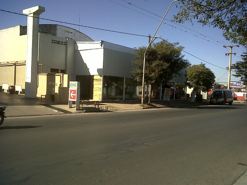 Dueño Alquila Local Comercial Donato Alvarez Arguello