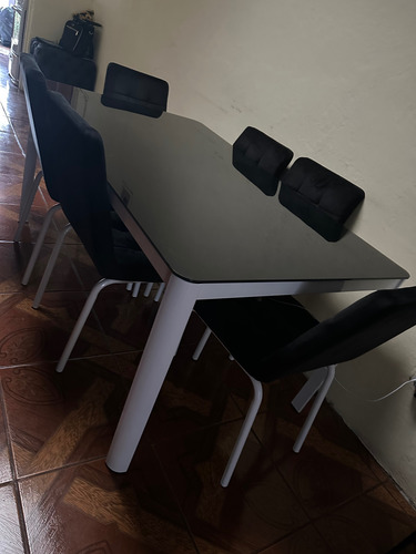 Mesa Venecia De Vidrio 1.6m Con 6 Sillas (Usado)