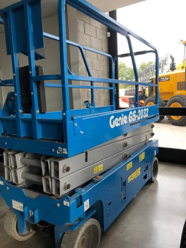 Plataforma Elevadora Tijera Marca Genie Altura 10mts