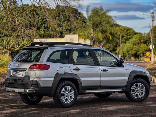 Fiat Palio 1.8 MPI ADVENTURE LOCKER WEEKEND 8V FLEX 4P MANUAL