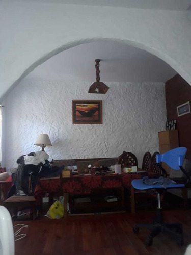 Imagen 7 de 18 de Impecable Casa 3 Amb En Venta Con Jardin Y Garage, V. Balles