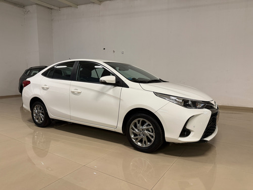 Toyota Yaris 1.5 107cv Xls Cvt Sedan