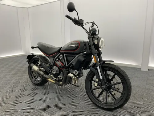 Ducati Scrambler 800 Dark