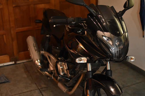 Bajaj 220f