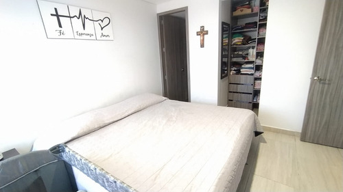 Apartamento En Venta Calasanz Medellin (l)