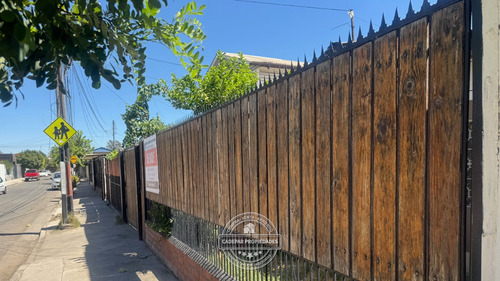 Vende Casa En La Comuna El Bosque Estacionamiento Para 3 Veh