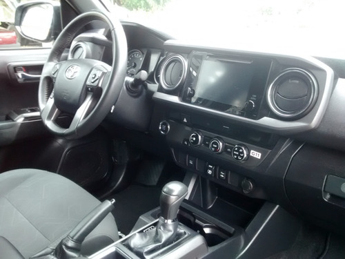 Imagen 14 de 15 de Toyota Tacoma 2018