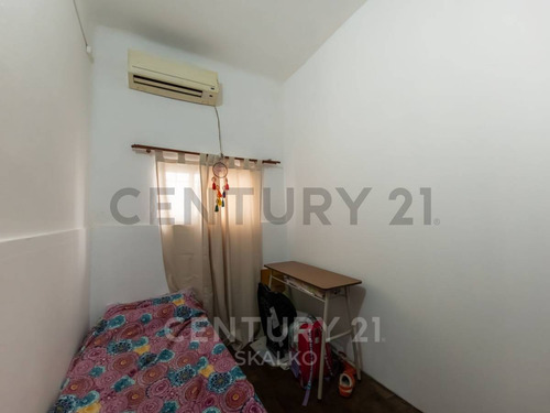 Venta Departamento Pasillo 3 Dormitorios En Arroyito
