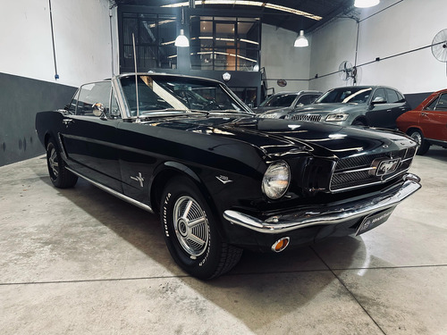 Ford Mustang Convertible
