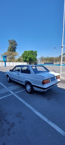 Imagem 4 de 14 de Volkswagen Voyage Cl 1600