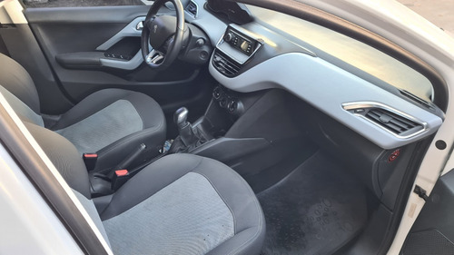 Peugeot 208 1.6 Allure