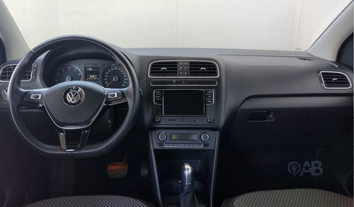 Imagen 8 de 10 de Volkswagen Vento 2020 1.6 Comfortline Plus Mt