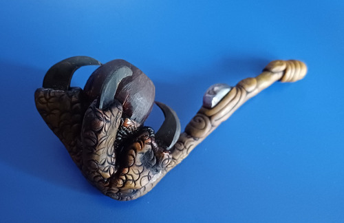 Pipa Diseño Garra De Aguila