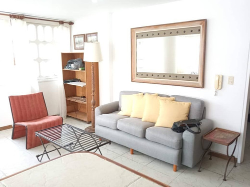 Imagen 3 de 14 de En Alquiler Hermoso Y Amplio Apartamento En Los Palos Grandes / Jaime Ponce: +58-414-1080033