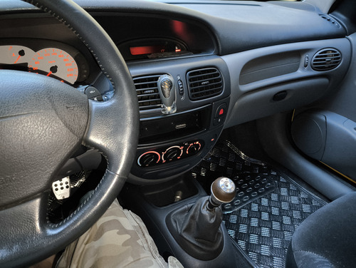 Renault Mégane II 1.6 Coupe 110hp