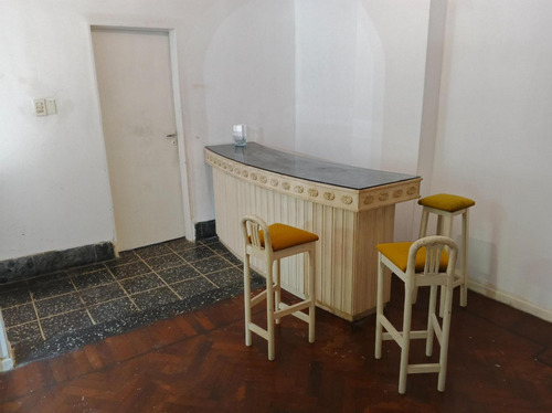 Ph En Venta - 5 Dormitorios 2 Baños - Santa Rita