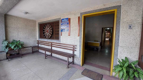 Imagen 3 de 12 de Local Comercial Los Cedros