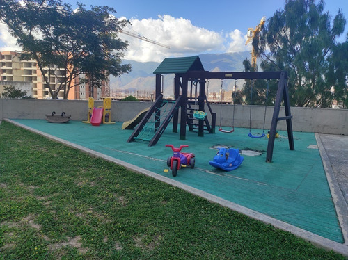 Imagen 9 de 10 de Apartamento Remodelado En El Encantado Humboltd