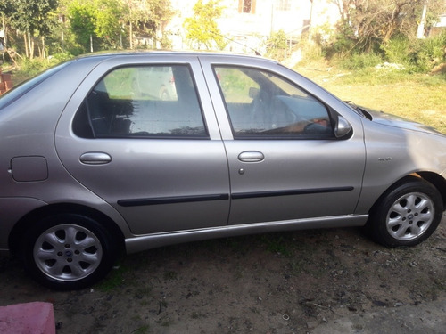 Fiat Siena 2002 1.0 16v Elx 25 Anos 4p