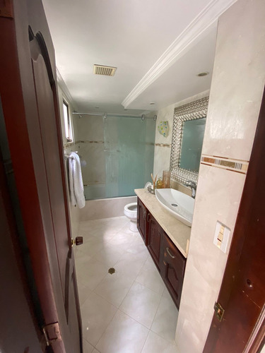 Imagen 16 de 16 de Se Vende Apartamento En Laureles, Medellín