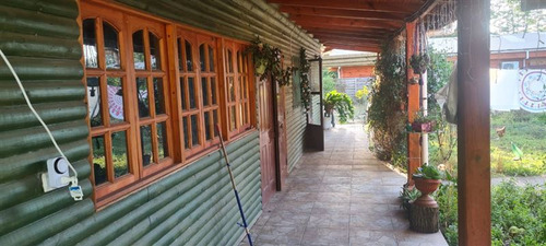 Casa En Venta De 4 Dorm. En Yerbas Buenas