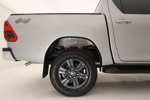 Toyota Hilux 2.8 Cd Sr 177cv 4x4