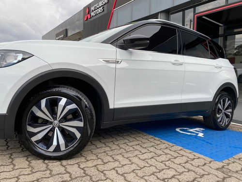 Volkswagen T-Cross 1.4 250 TSI TOTAL FLEX HIGHLINE AUTOMÁTICO