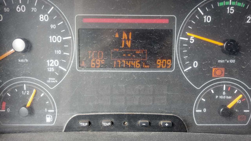 Imagem 3 de 6 de Mercedes Benz Atego Bau Syder